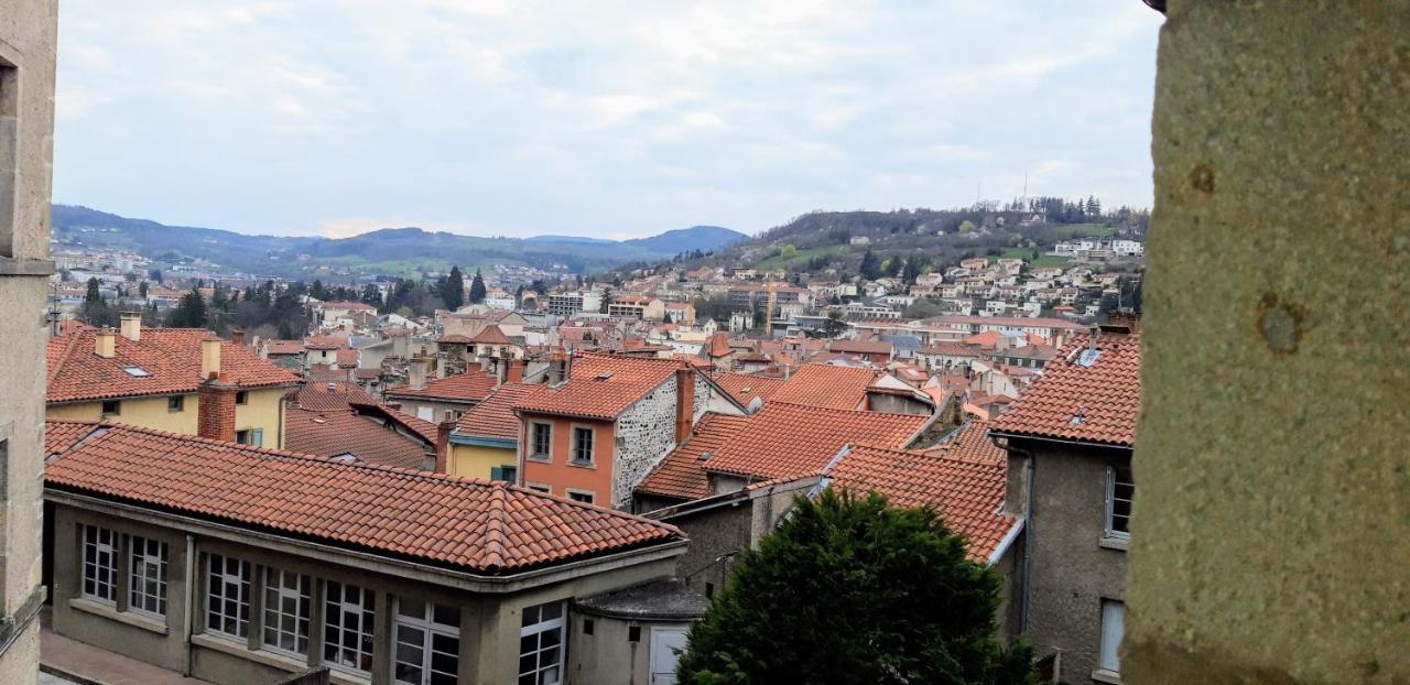 Maison Au Loup - Superbe Ancien Hotel Particulier Du Xvie Siecle Au Coeur De La Vieille Ville Du Puy Le Puy-en-Velay Exterior foto