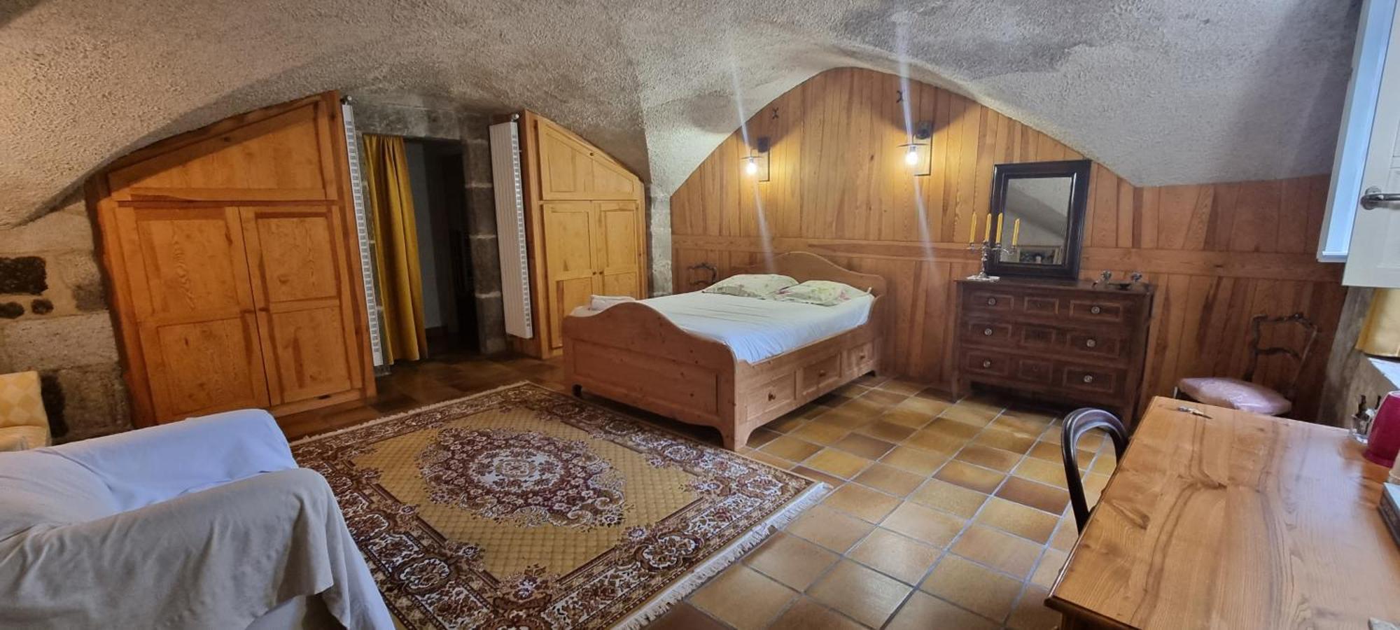 Maison Au Loup - Superbe Ancien Hotel Particulier Du Xvie Siecle Au Coeur De La Vieille Ville Du Puy Le Puy-en-Velay Exterior foto